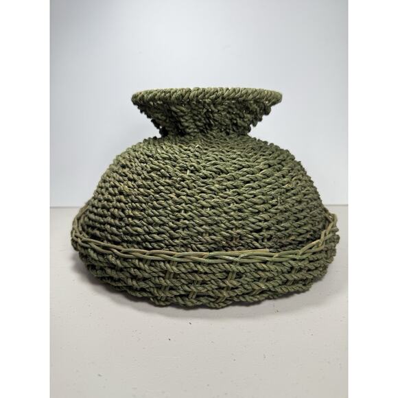 Natural Fiber Woven Wicker Pedestal Fruit Bowl Basket Green - Picture 5 of 8